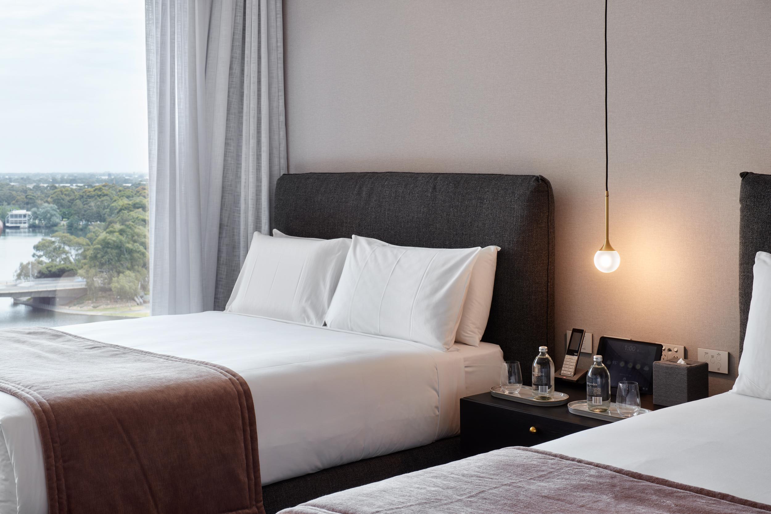 אדלייד Eos By Skycity מראה חיצוני תמונה A room at the hotel